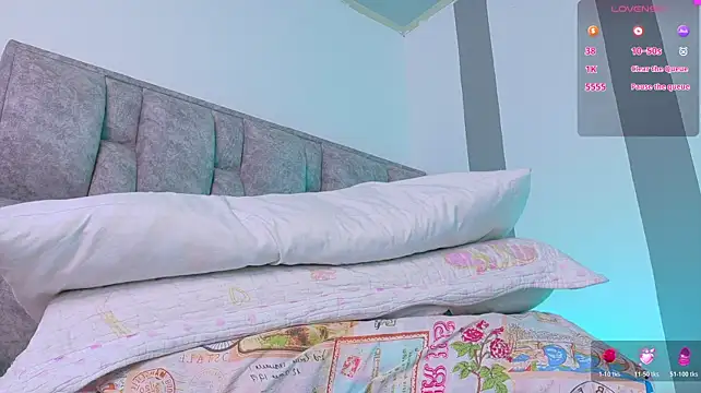 Alhara_Luna webcam