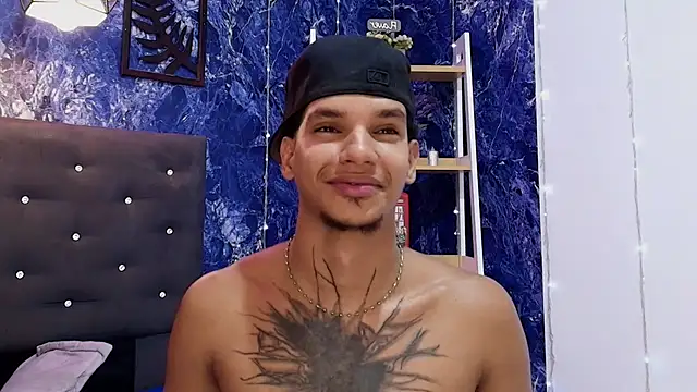 kai_storm77 webcam