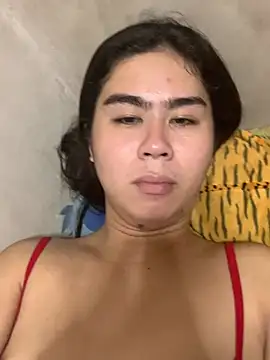 Alluringluna webcam
