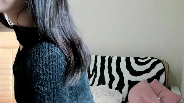ErlinaBuoy live sex cam