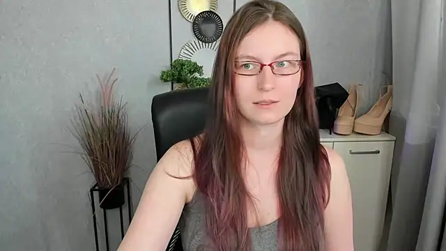 emmaxDelight live webcam