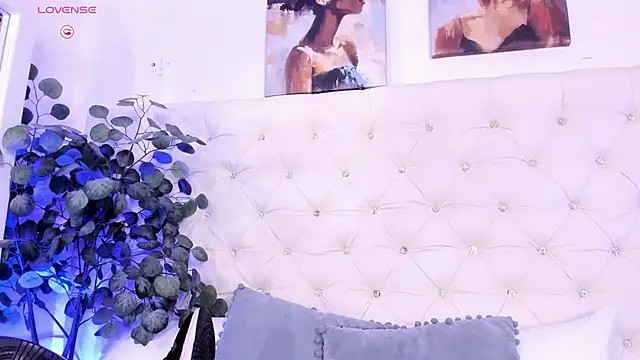 sophie_pariss webcam