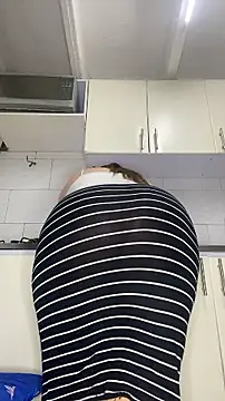 Chloee_Peach