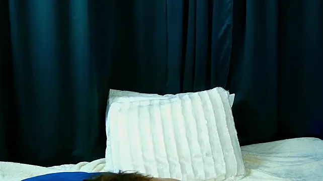 JessieePink webcam