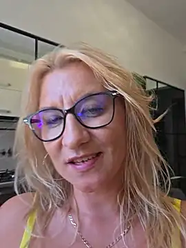 KaylinJan webcam