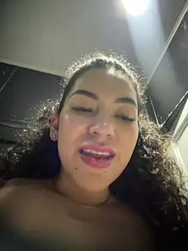 VictoriaaRose webcam