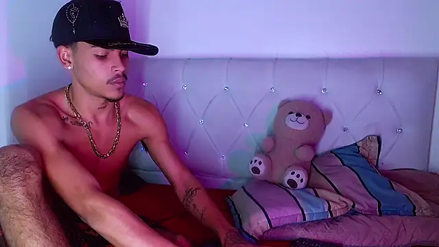 Angel_foxc13 webcam