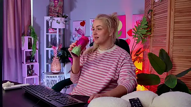 AmelieRowan webcam