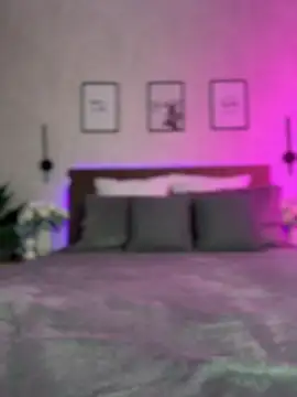 LushBySofa live cam on StripChat