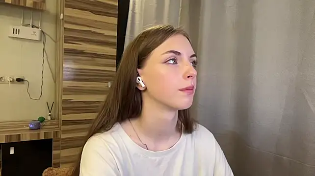 Mia_meowt webcam
