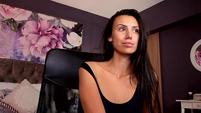 Aria_Simone webcam