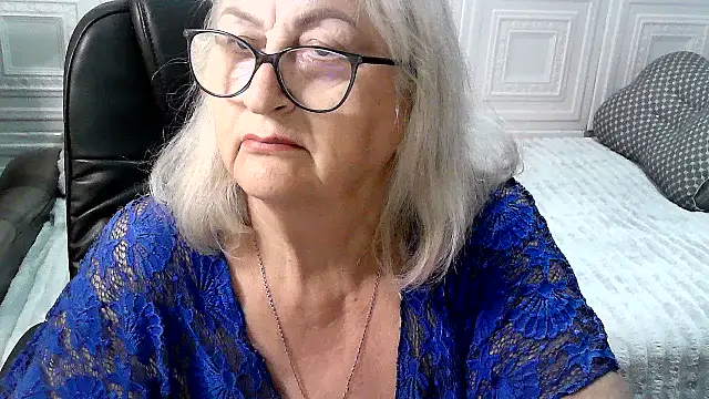 LolkaAlyss webcam