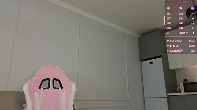 mimiicherry live cam on StripChat