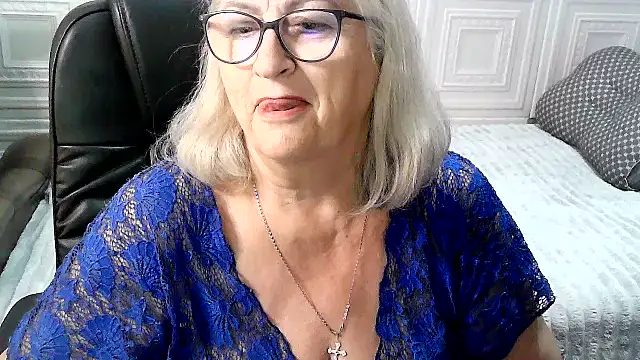 LolkaAlyss webcam