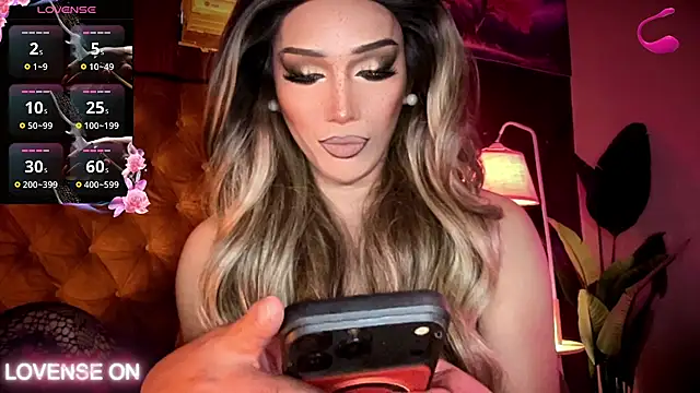 Lo_la_69 webcam