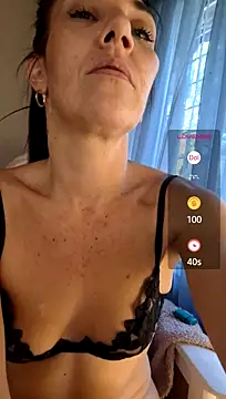 GorgeousgoddessSA webcam