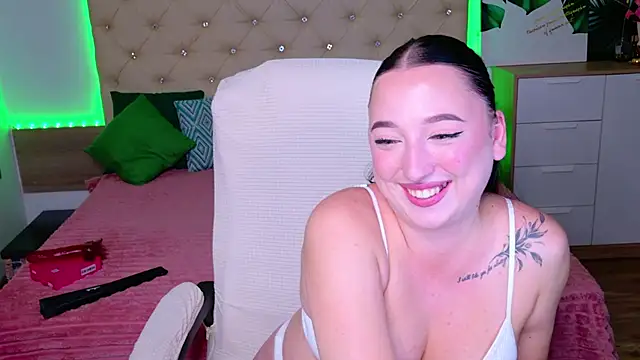 AVA_MAXIMUS webcam