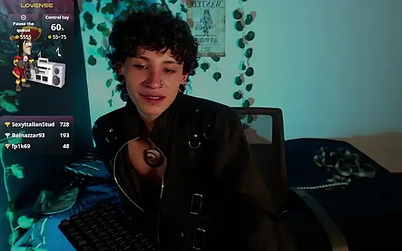 JohnnyJones_ webcam