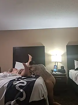 MrandMrs_Reigns webcam