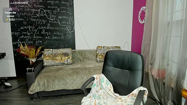 AnitaMays webcam