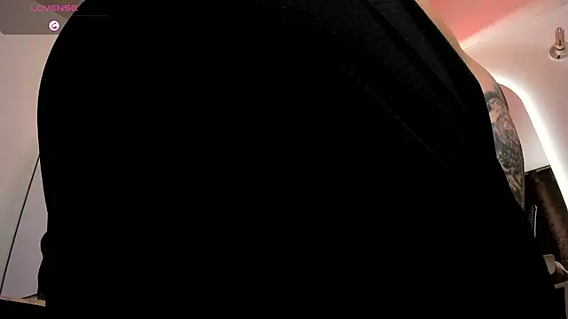 LiamReigns_ webcam