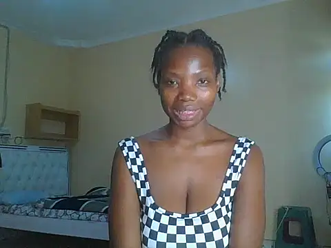 Mariana_150 live cam on StripChat