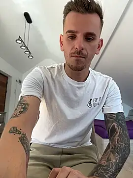 Huge_cock22cm