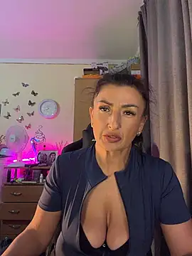 Hotangel75