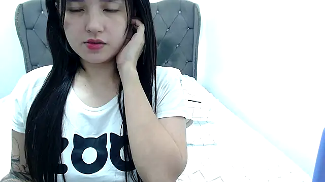 ki_kie live cam on StripChat