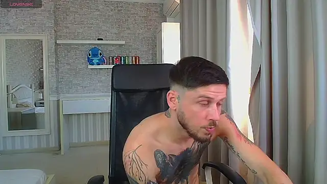 JonahShaw webcam