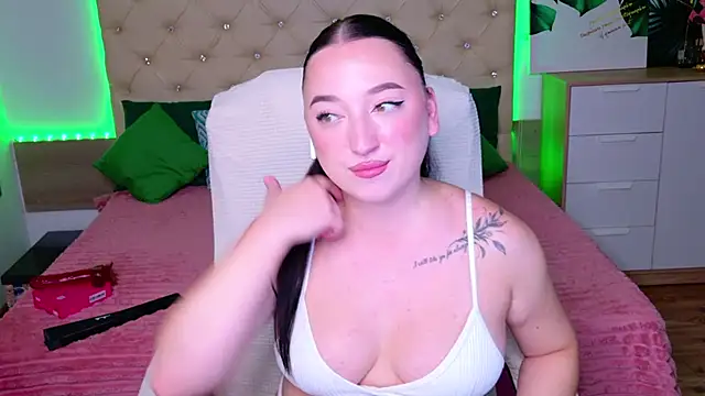 AVA_MAXIMUS webcam