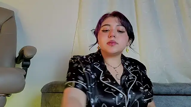 Blueberry_gothic webcam