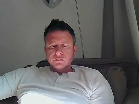 TroyDieselXXX webcam