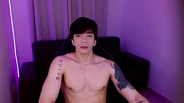 H3ll_B0I webcam