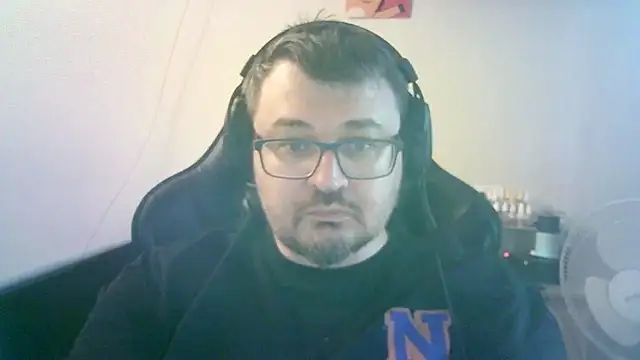 SirAbuser webcam