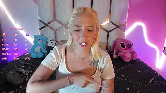 Amanda_klaire webcam