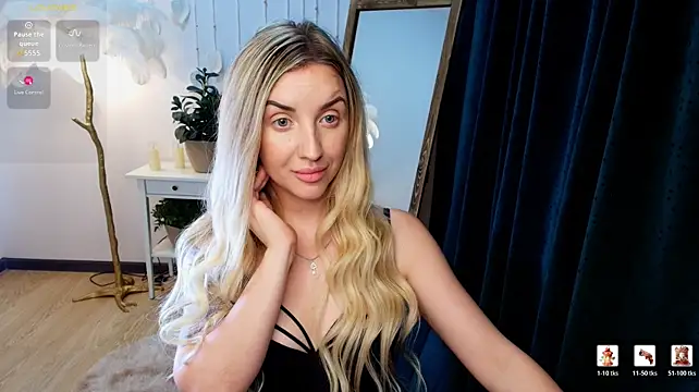 White_F0x webcam