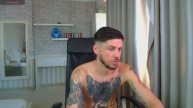 JonahShaw webcam