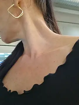 milflovelyxxx webcam