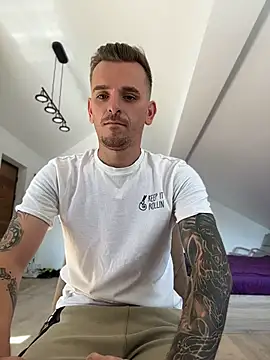Huge_cock22cm webcam