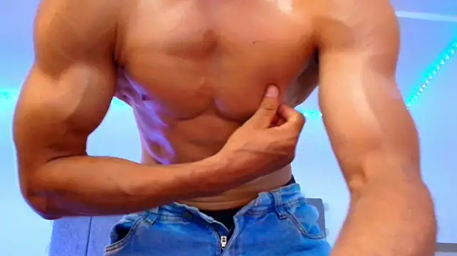 Adonys_Lewis_ webcam