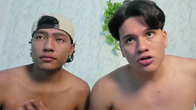 boys_roomhard live webcam