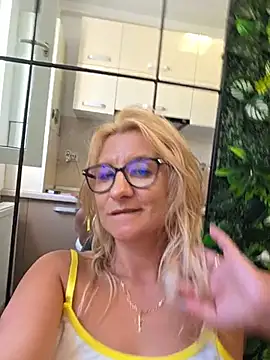 KaylinJan webcam