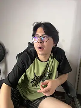 _Tommy_7 webcam