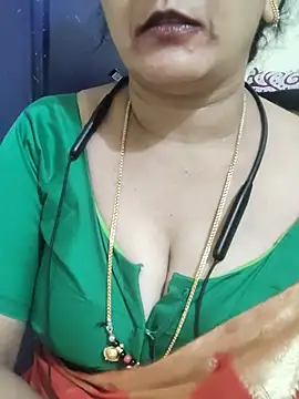 Raashi_15 webcam