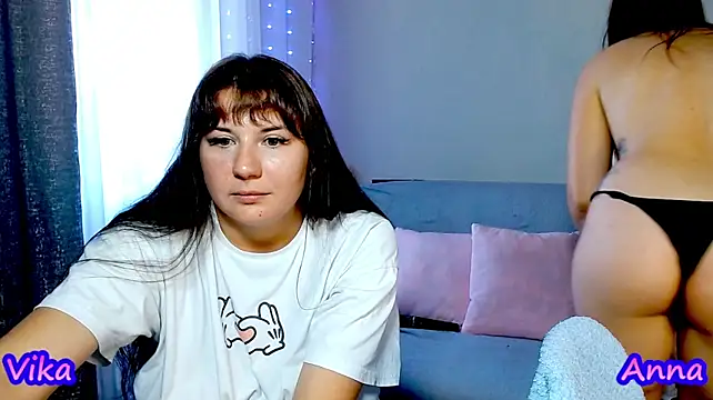 viki_love77 webcam