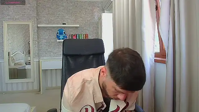 JonahShaw webcam