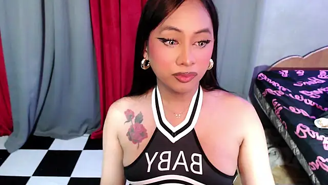 Seductress_Chasay webcam