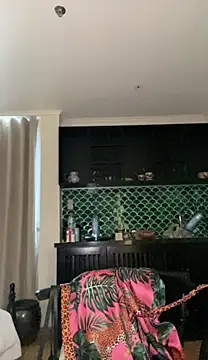 PRIMAGODDESS live cam on StripChat