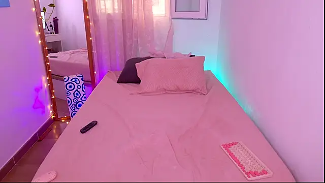 Mar_333 live cam on StripChat